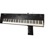 Charger l&#39;image dans la galerie, Clavier complet Kurzweil. Touches lestées. Excellent état - Location - frais annuels
