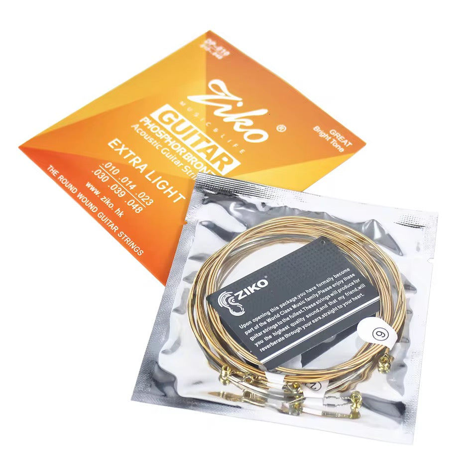 Pack of extra light classical guitar strings with ball end



