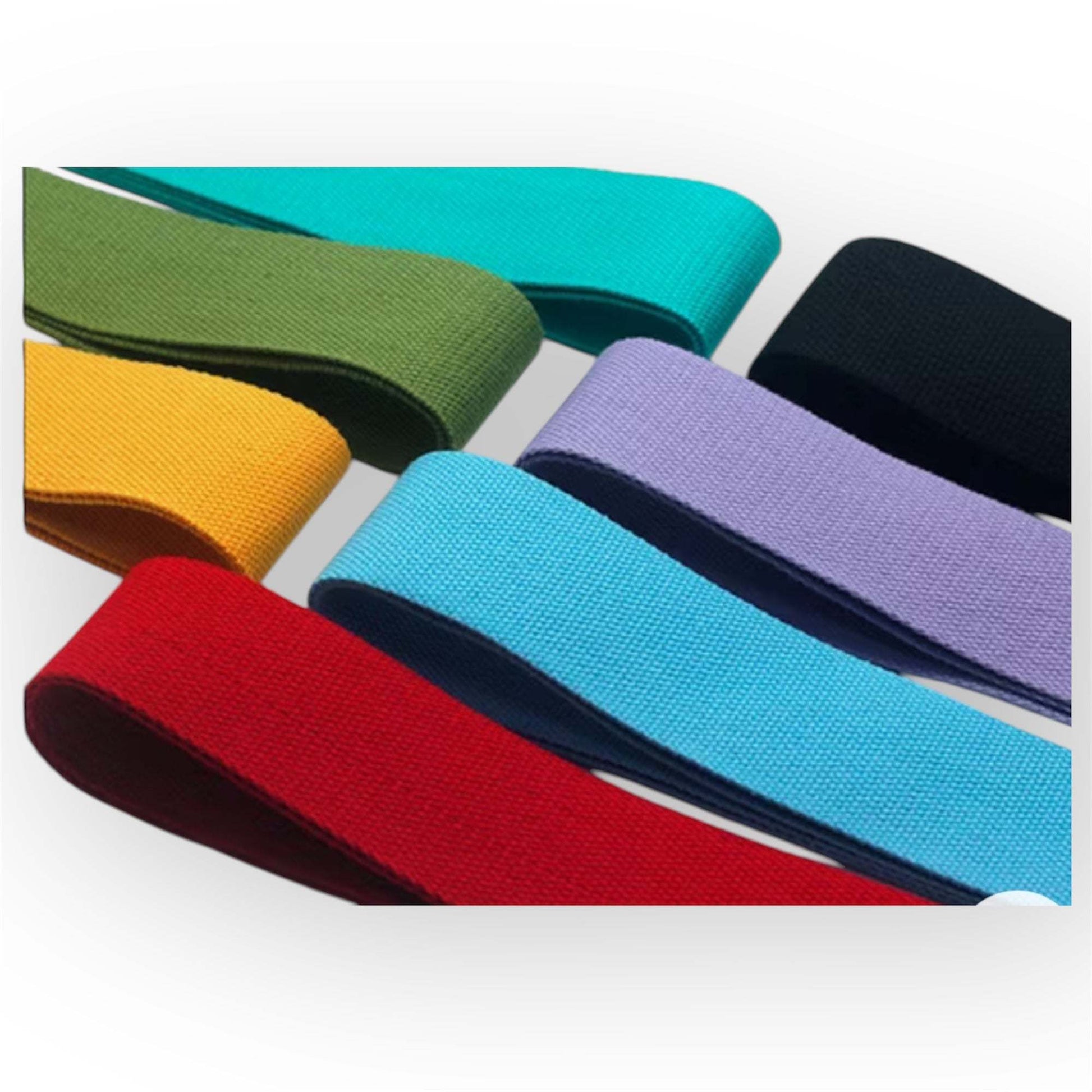 Basic nylon guitar strap with strap button tie
